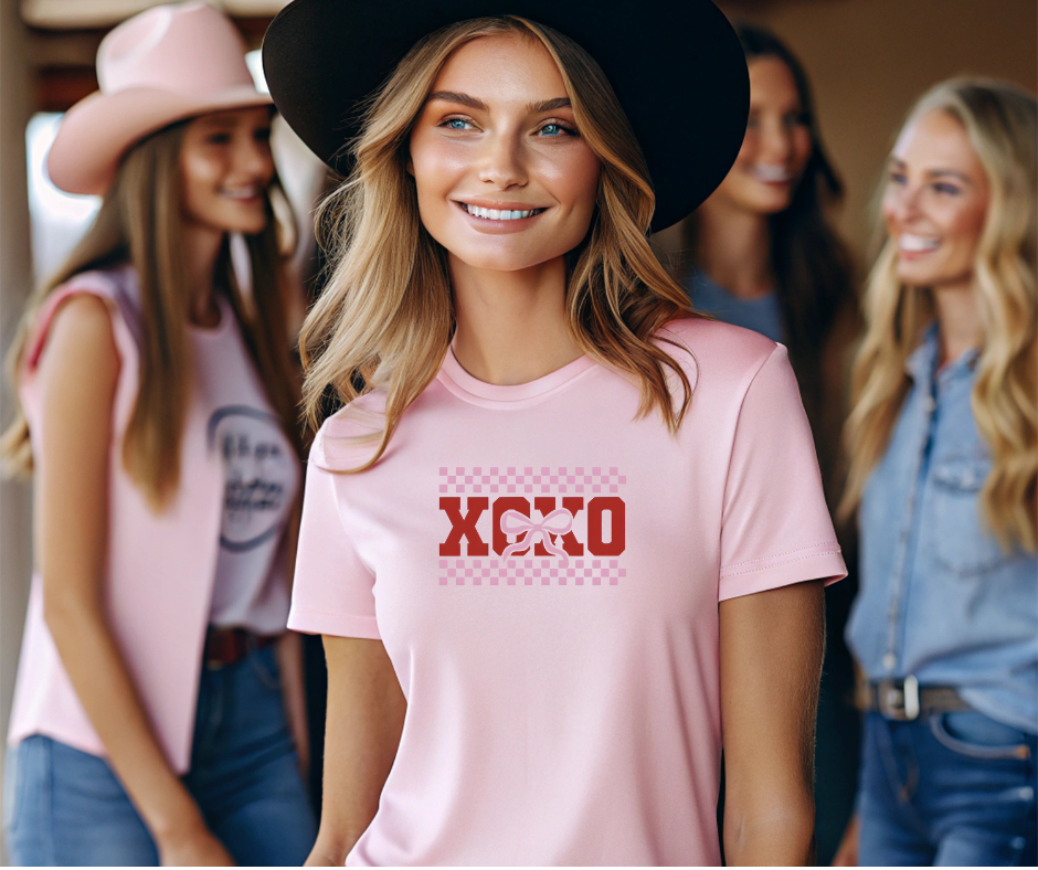 XOXO Valentine Graphic Tee – Cute &amp; Cozy Love Shirt